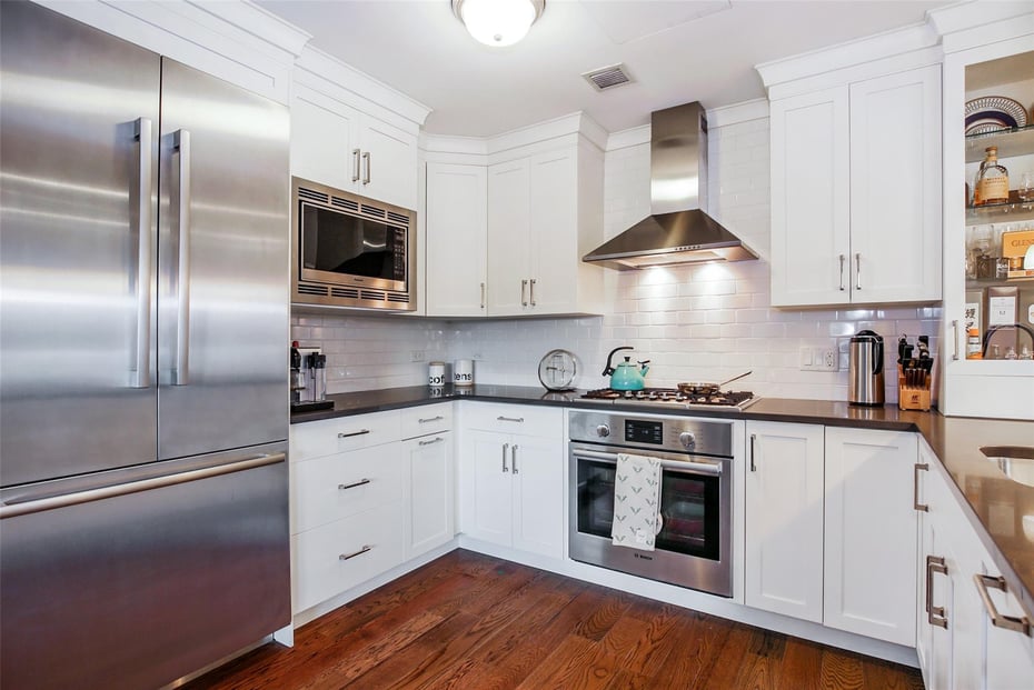 10 Byron Place  #309 Photo 4
