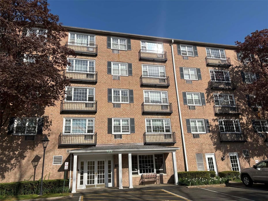 2 Consulate Drive  #1K Photo 20