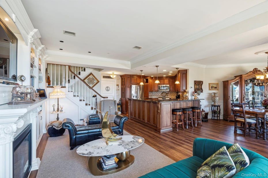 207 Devries Court Photo 7