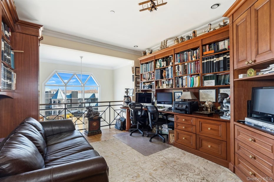 207 Devries Court Photo 25