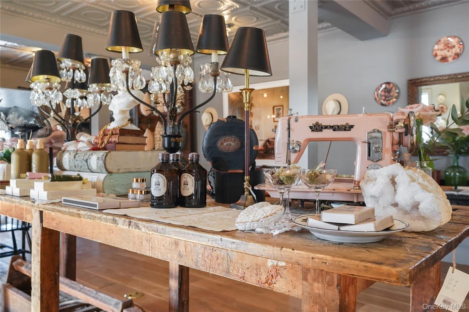 259 Westchester Avenue Photo 14