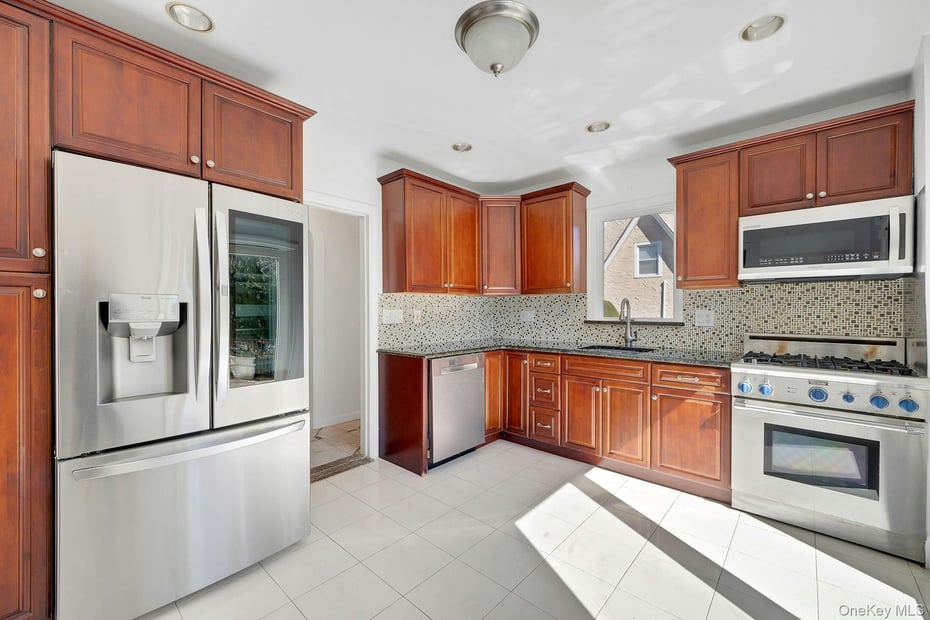 156 Park Drive Photo 11