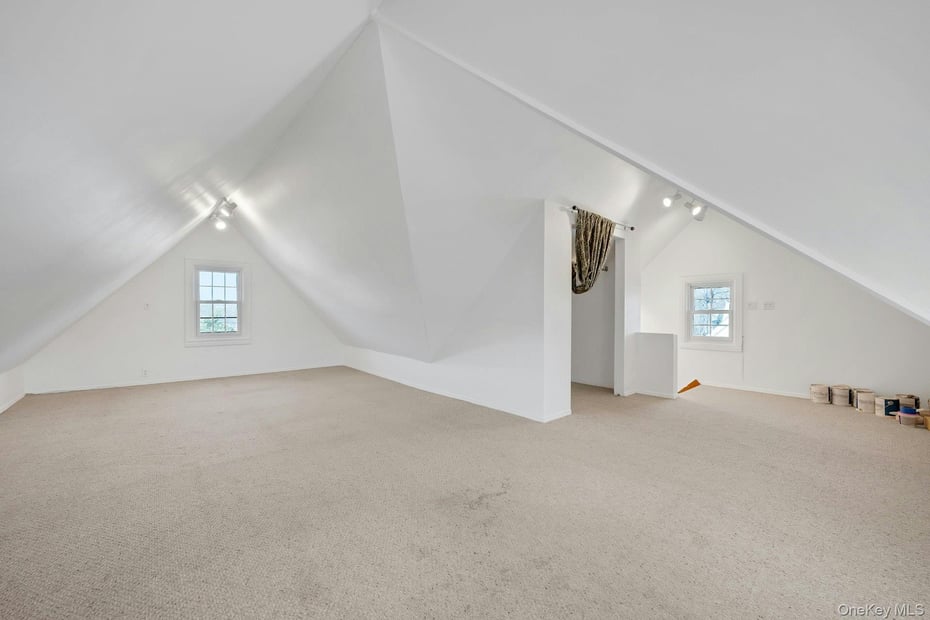 156 Park Drive Photo 25