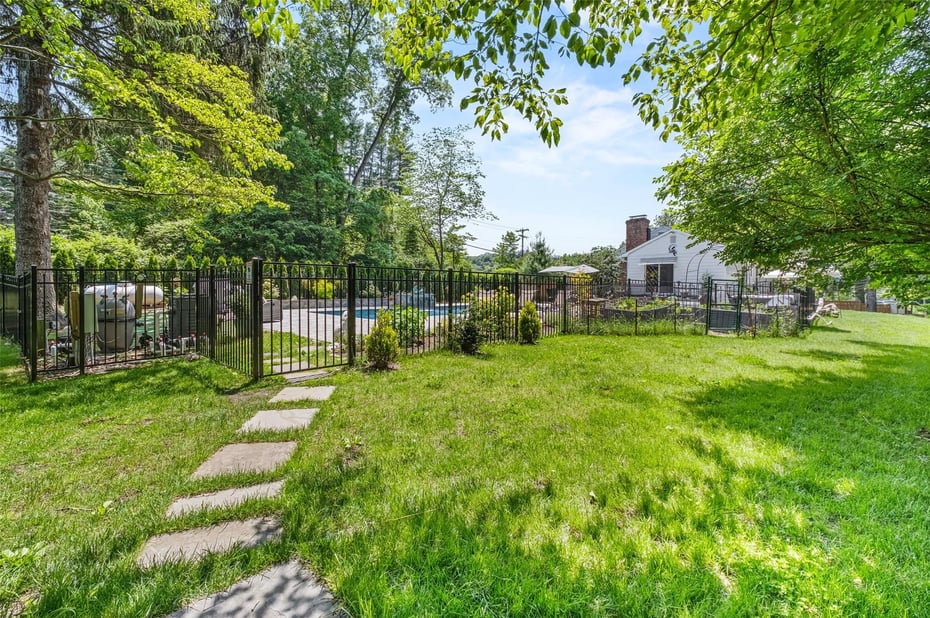 70 Goldens Bridge Road Photo 35