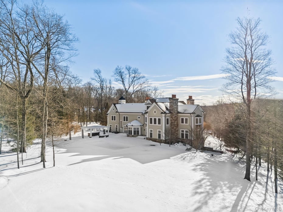 12 Gifford Lake Drive Photo 4