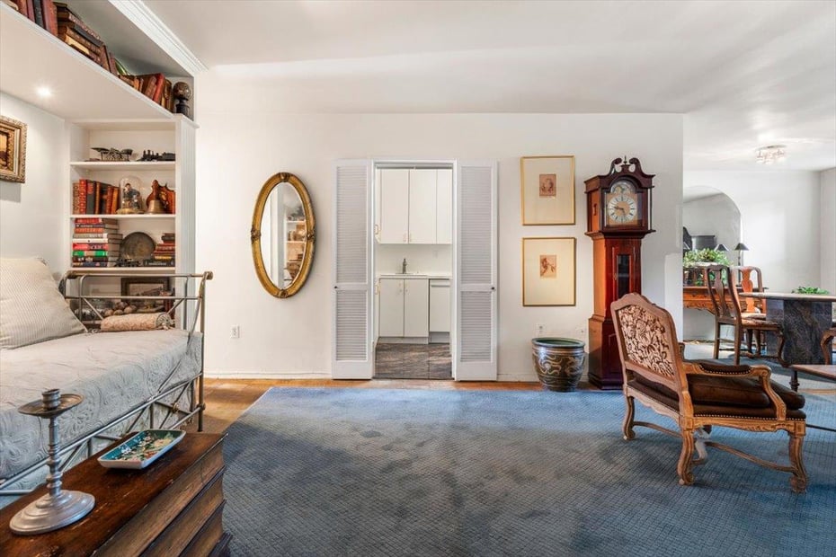 177 E Hartsdale Avenue  #2Y Photo 6