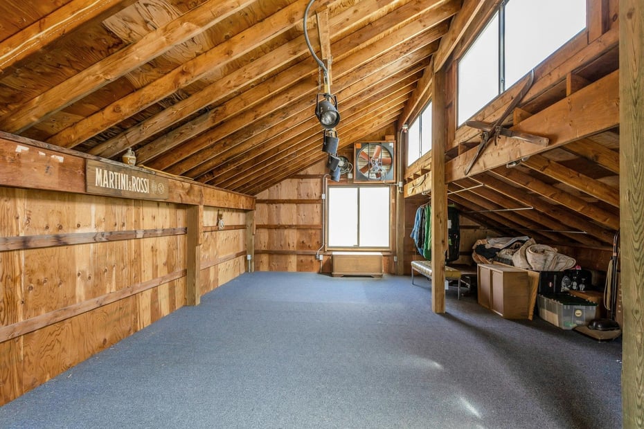 20 Schoolhouse Road Photo 27