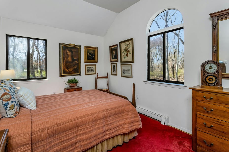 20 Schoolhouse Road Photo 24