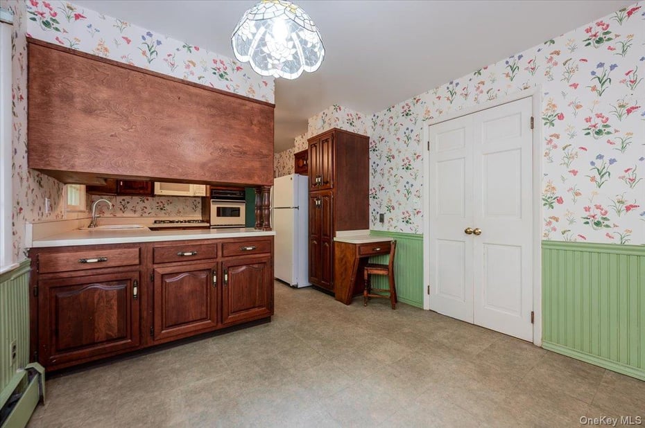 44 Emery Street Photo 7