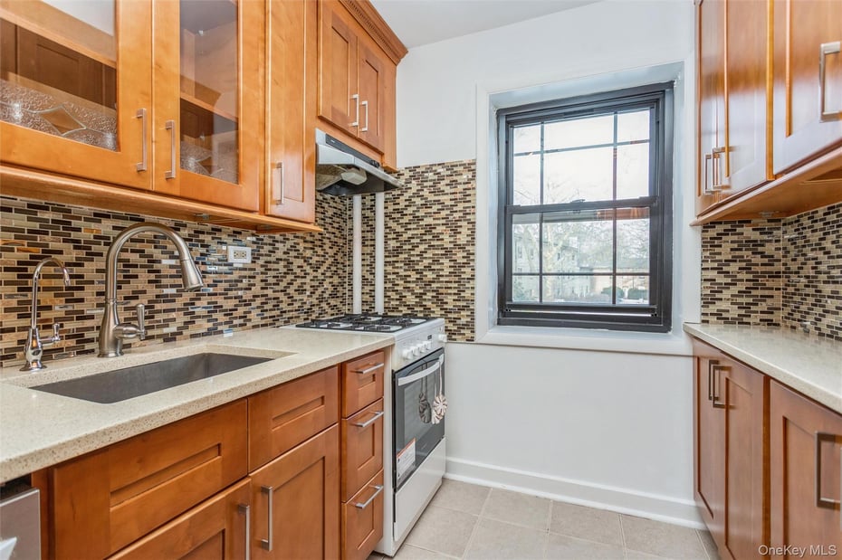 25 Manchester Road  #B-23 Photo 11