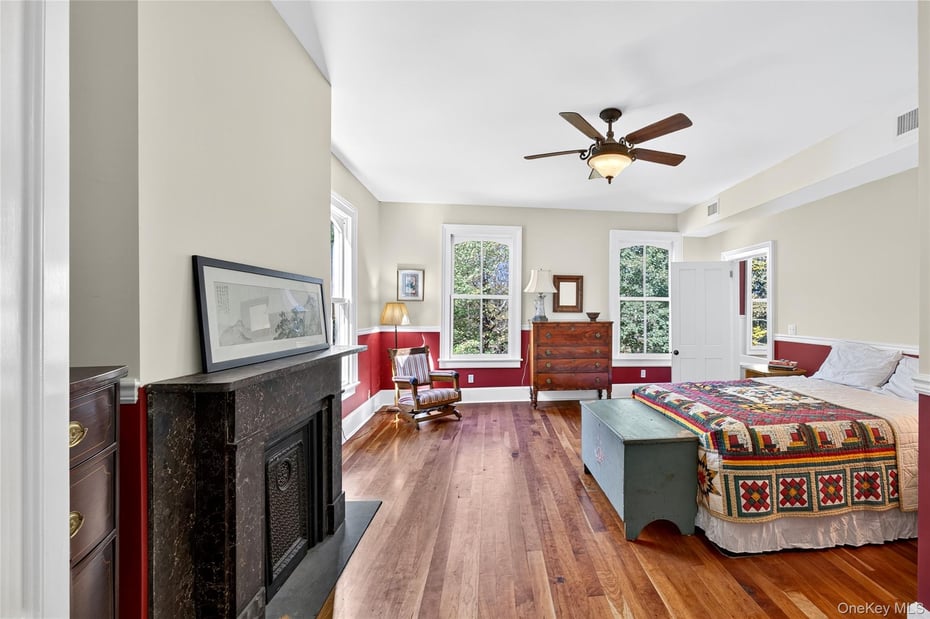 250 Route 100 Photo 19