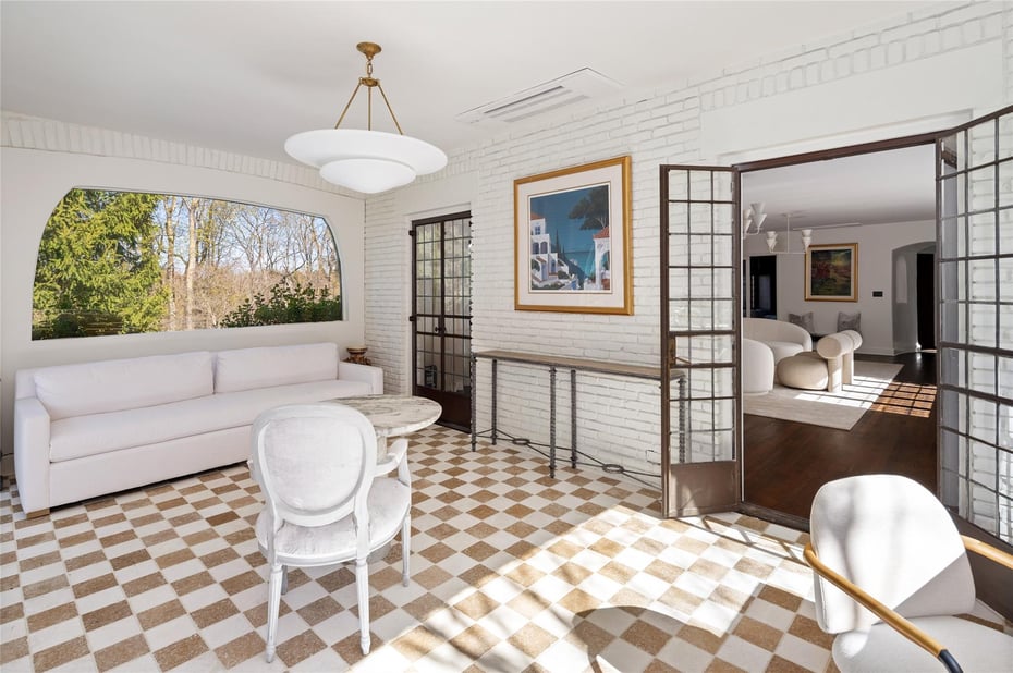 31 Old Briarcliff Road Photo 9