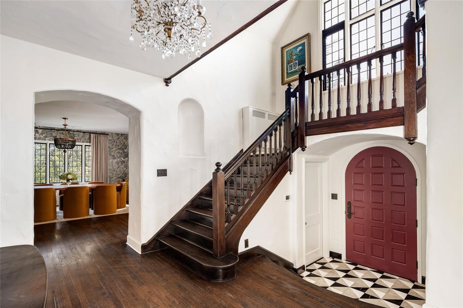 31 Old Briarcliff Road Photo 3