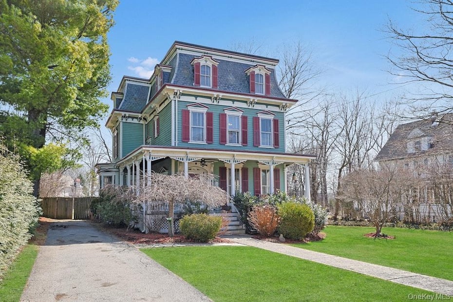 280 Bedford Road Photo 3