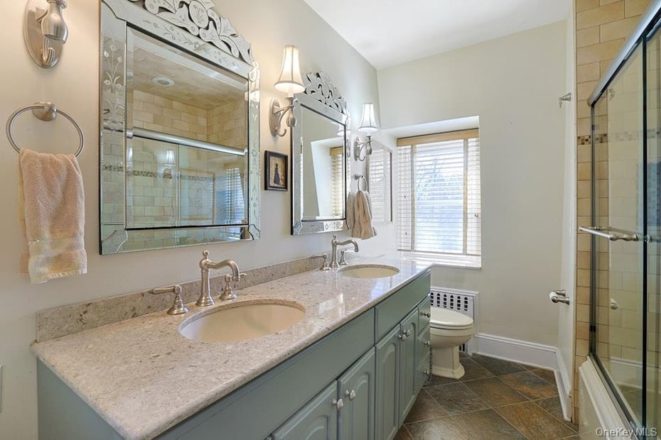 280 Bedford Road Photo 24