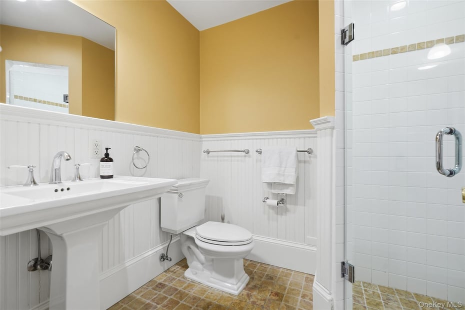 5 Rock Shelter Photo 28