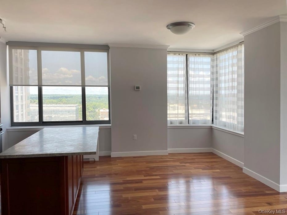 10 City Place  #26E Photo 5