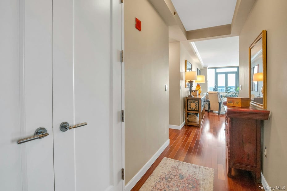 10 City Place  #16D Photo 2