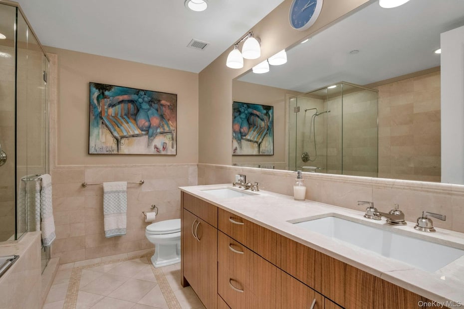 10 City Place  #16D Photo 18