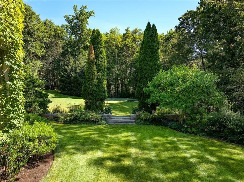 17 Cowdray Park Drive Photo 33