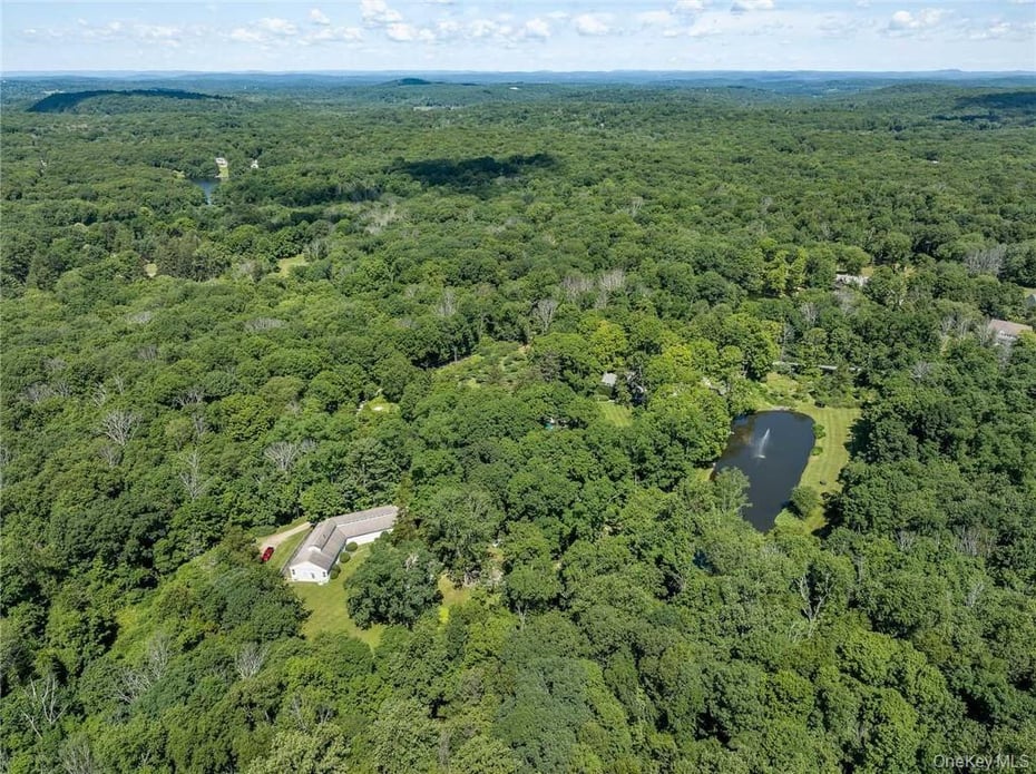 64 Pound Ridge Road Photo 25