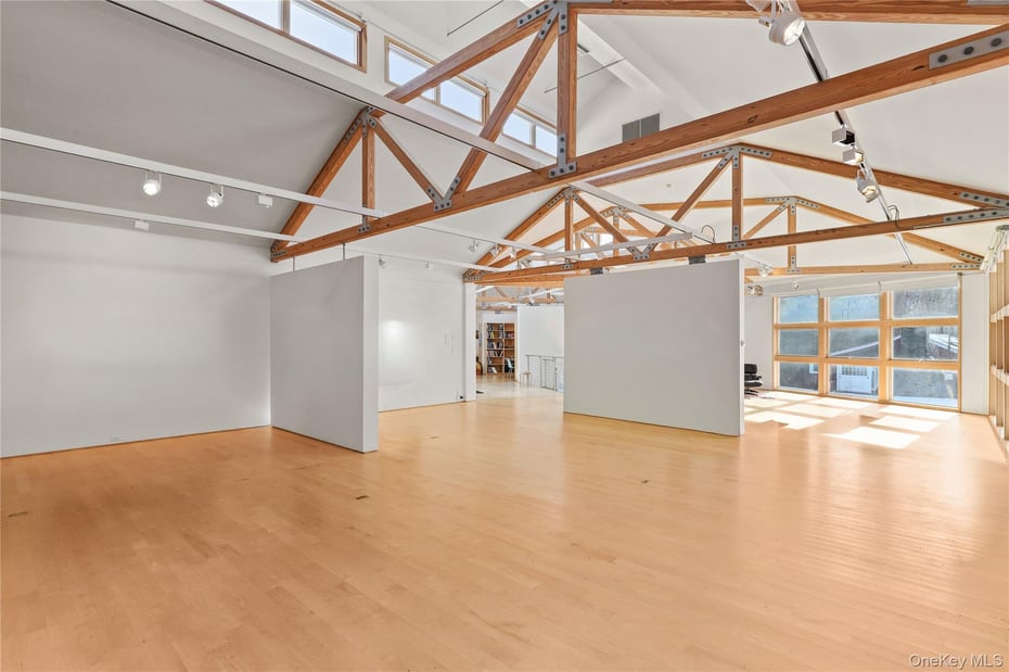 64 Pound Ridge Road Photo 4