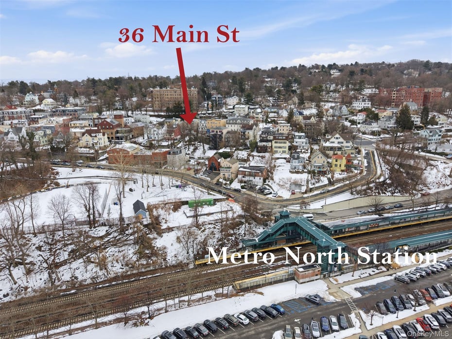 36 Main Street Photo 25