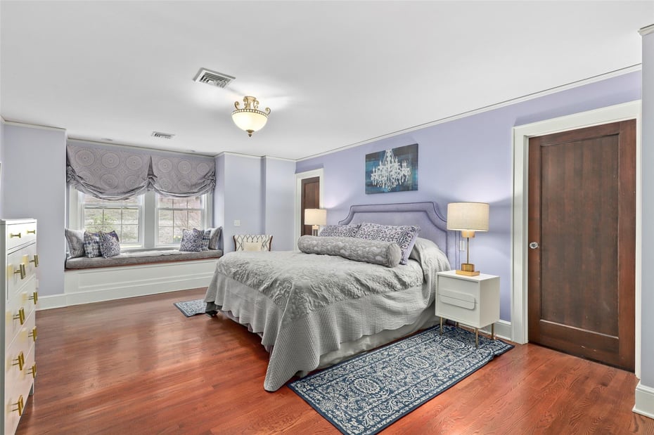 184 Dante Avenue Photo 16