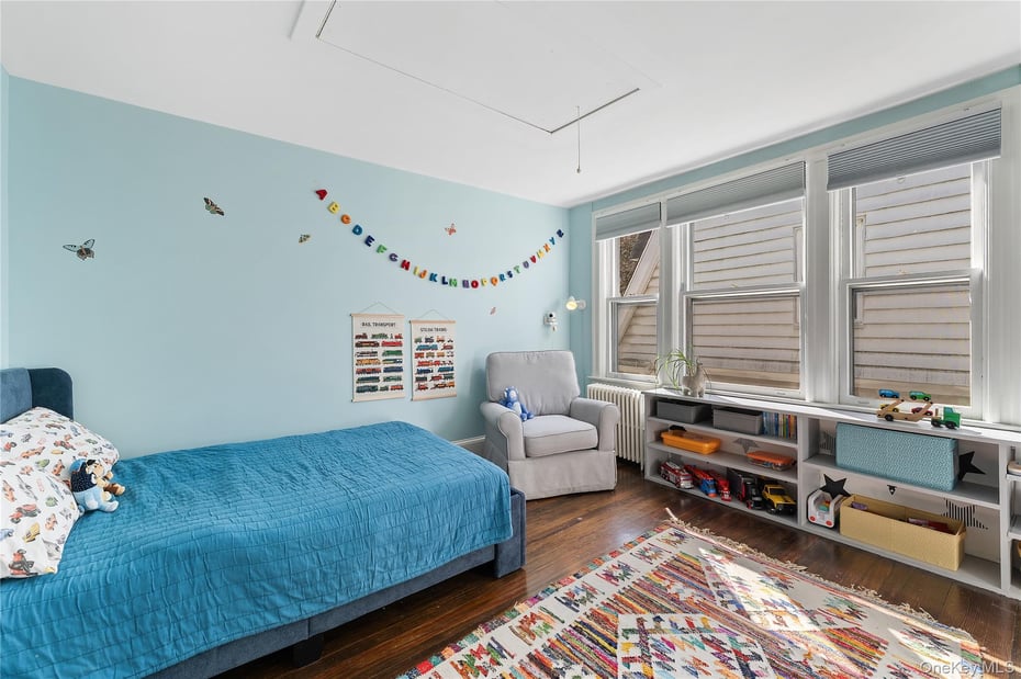 91 Grove Street Photo 14