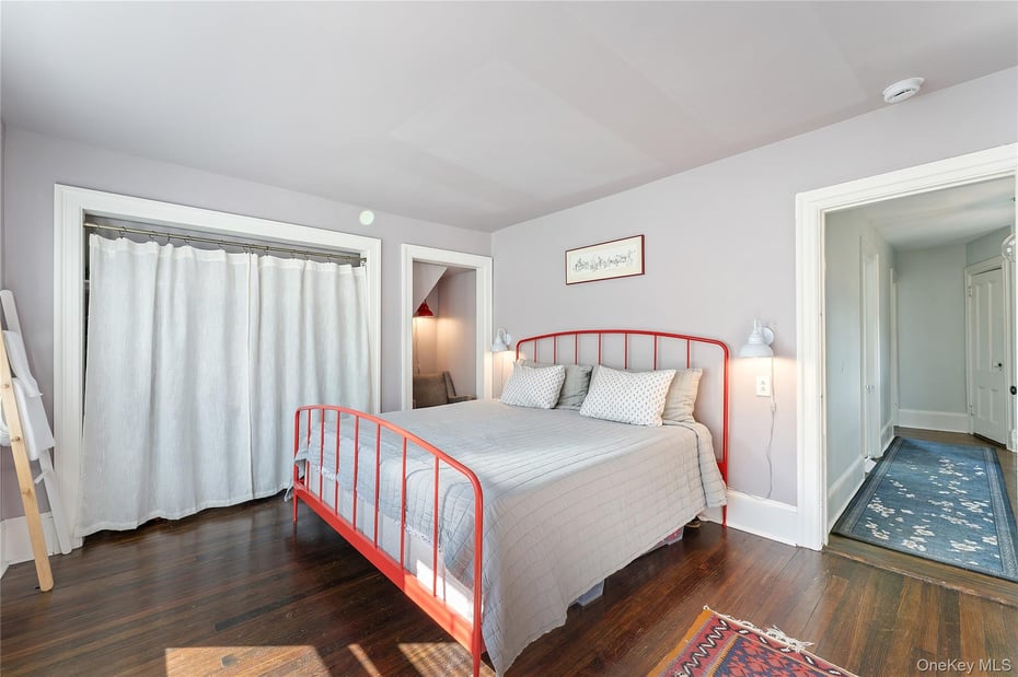 91 Grove Street Photo 13