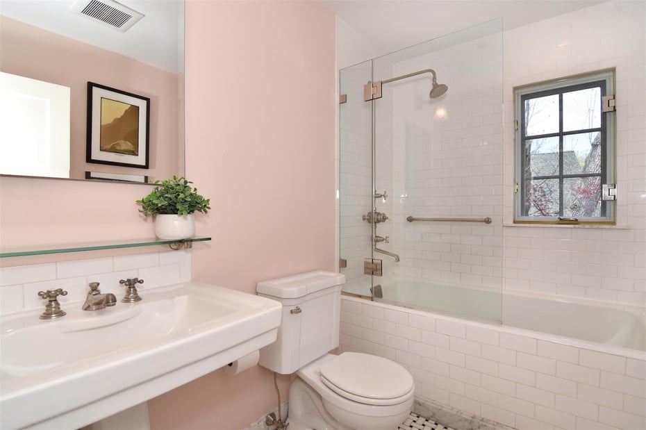 55 Fairmont Avenue Photo 17