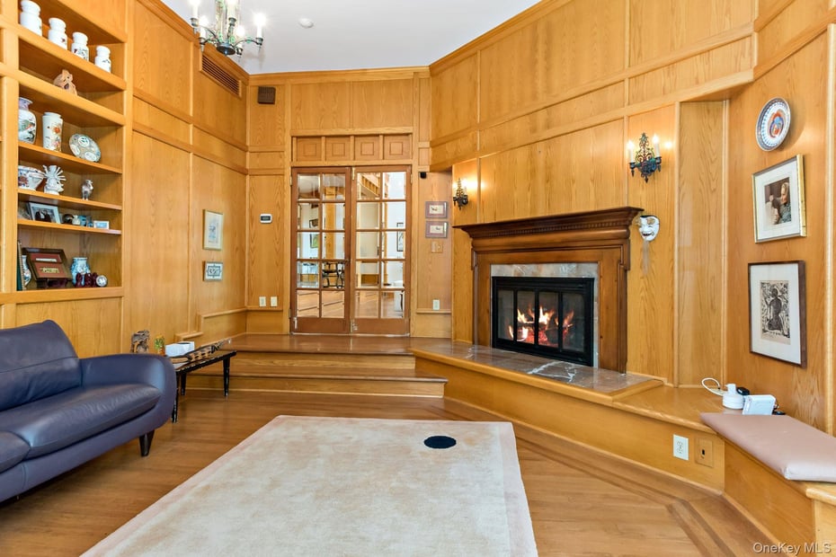 99 Moseman Avenue Photo 36