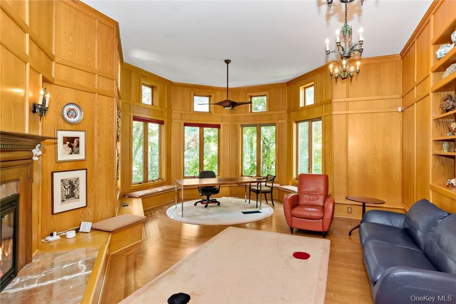 99 Moseman Avenue Photo 37