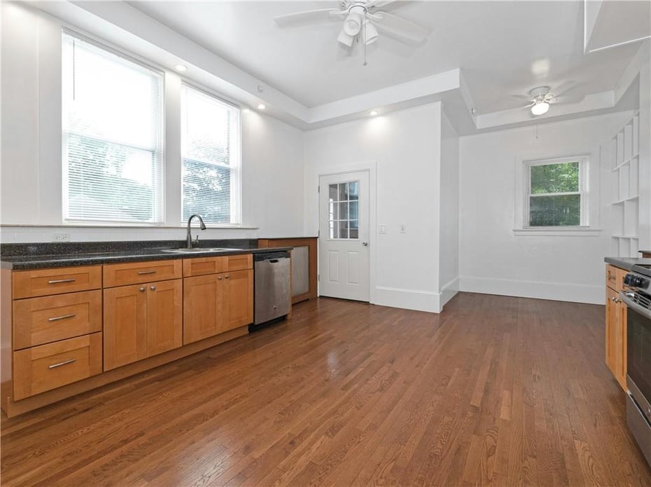 12 Lincoln Place  #1C Photo 6
