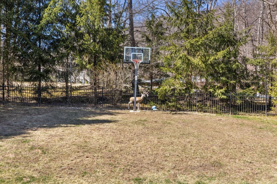 2 Apple Orchard Lane Photo 45