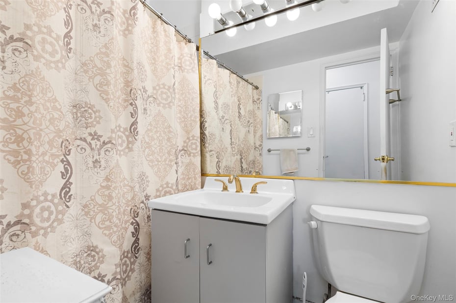 120 East Hartsdale Avenue  #3Q Photo 20