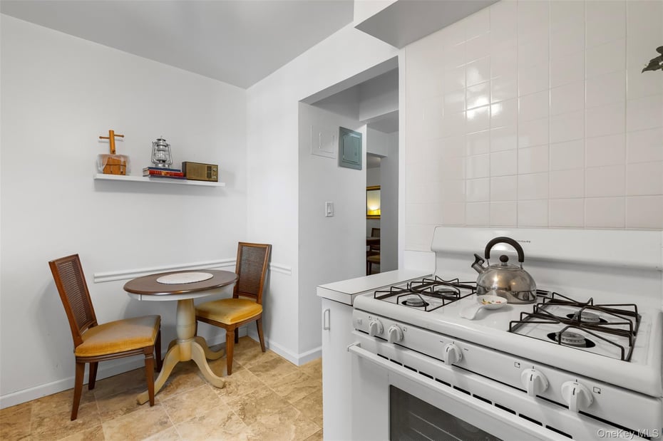 120 East Hartsdale Avenue  #3Q Photo 17