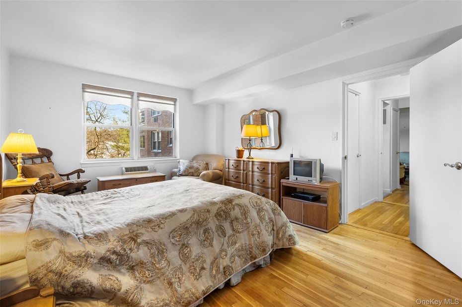 120 East Hartsdale Avenue  #3Q Photo 22