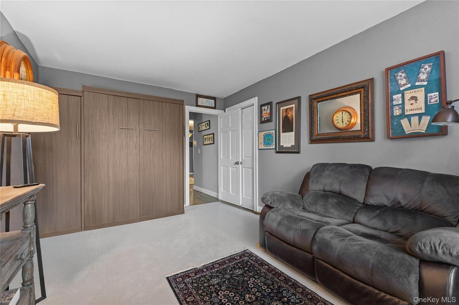 60 Barker Street  #317 Photo 17