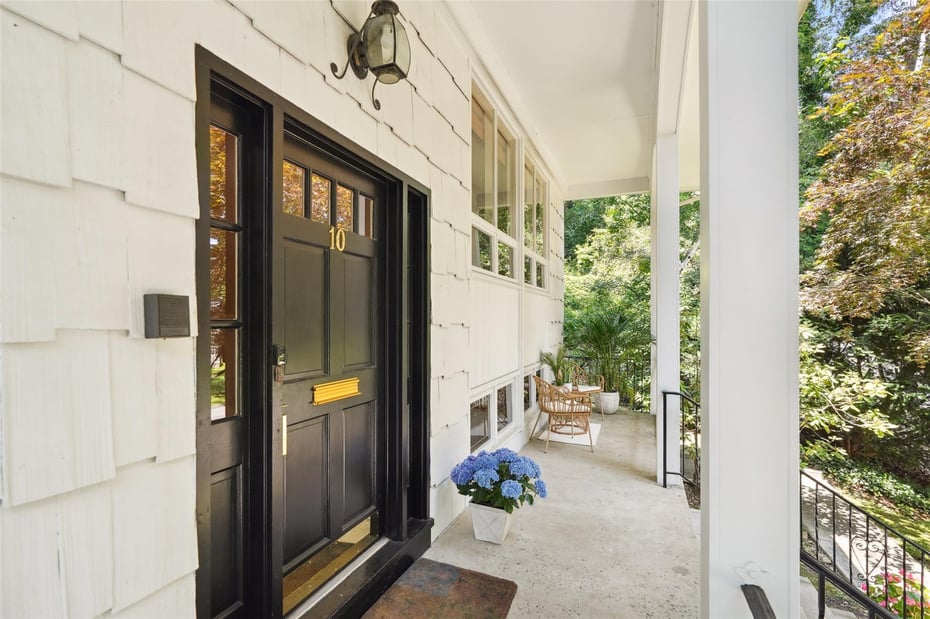 10 Rockledge Road Photo 2