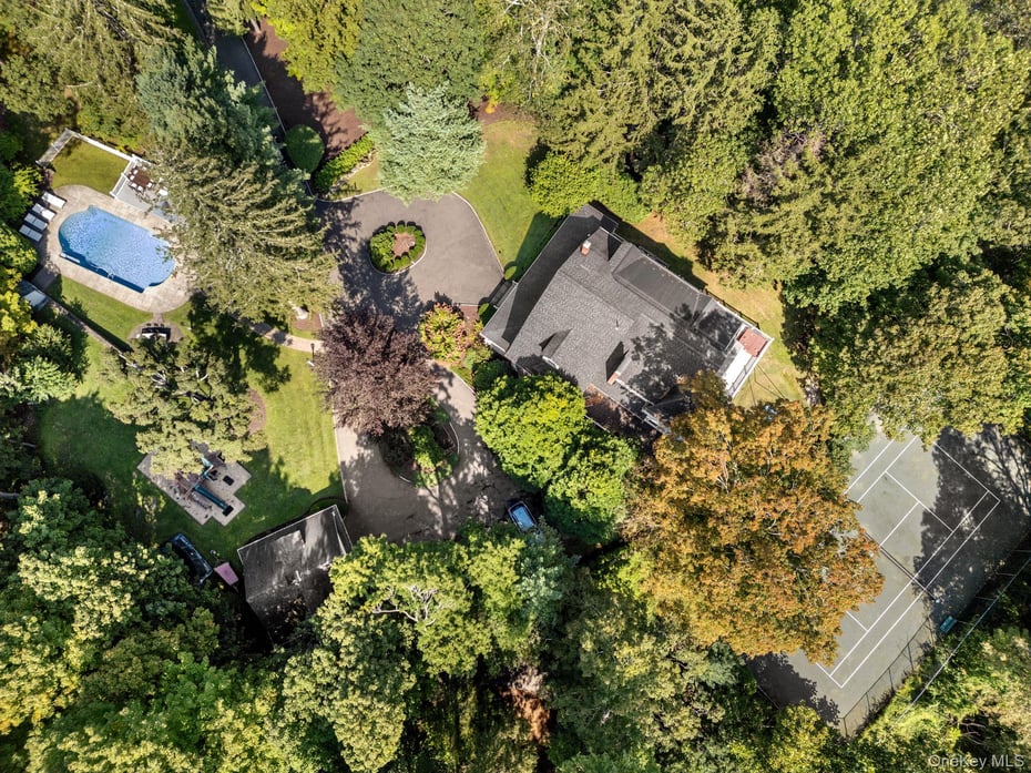 276 Quaker Road Photo 13