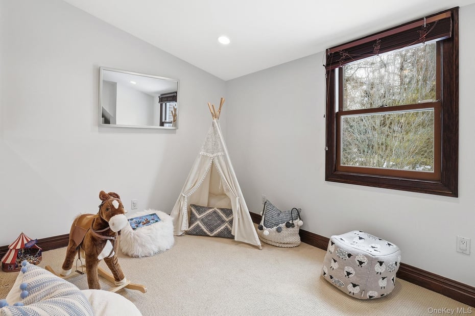 276 Quaker Road Photo 37