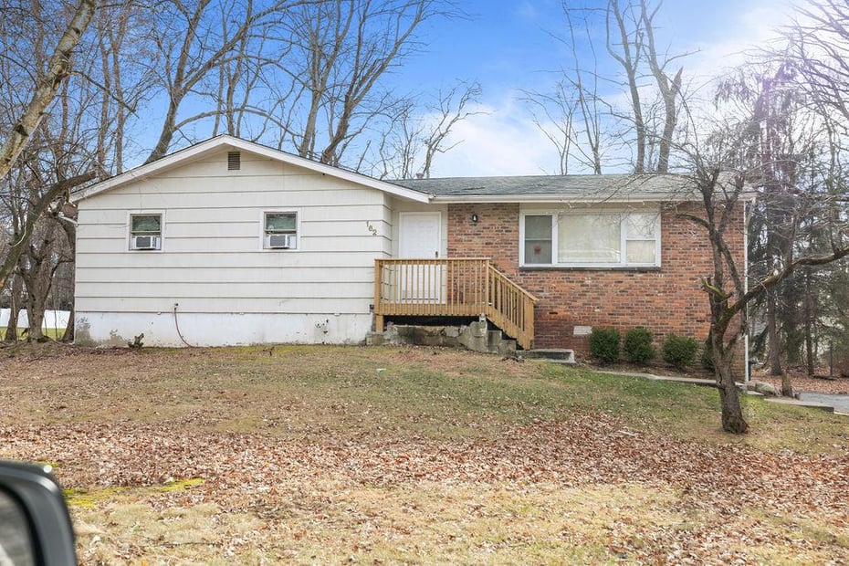 160 Grandview Avenue Photo 9
