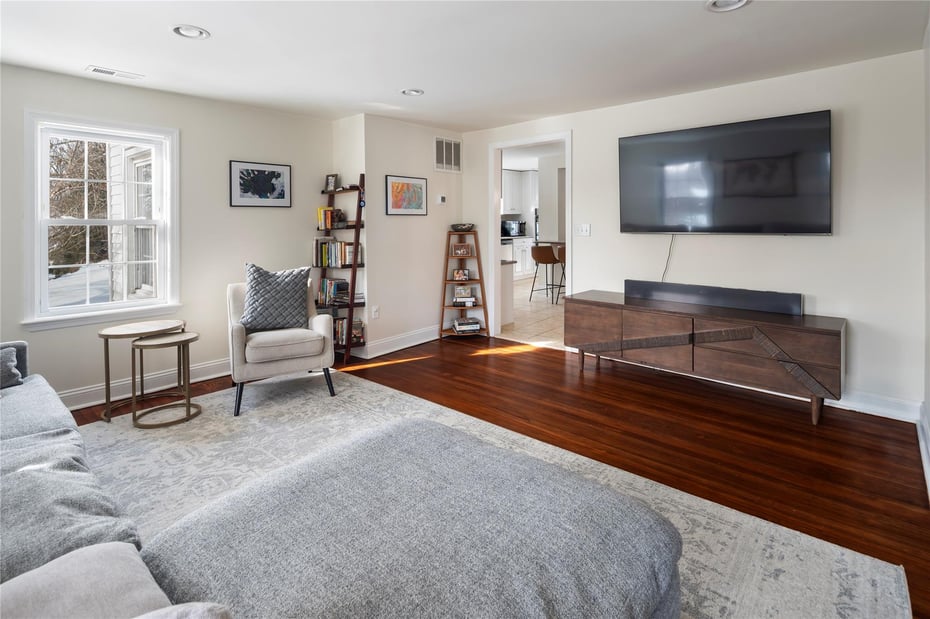 130 B Old Mt. Kisco Road Photo 5