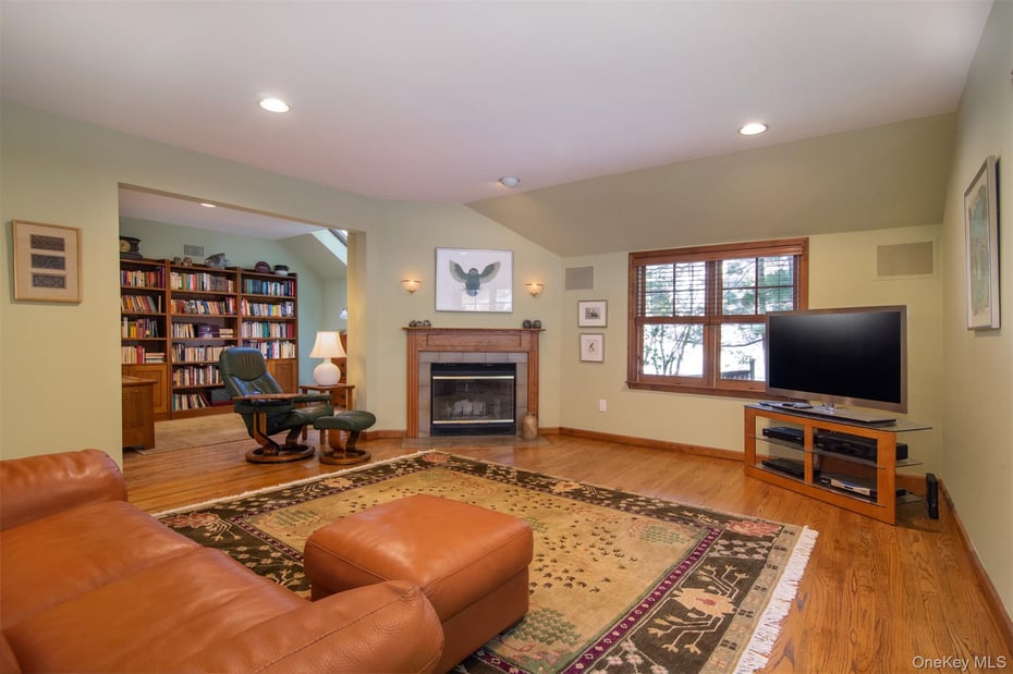 81 Pinecrest Drive Photo 9