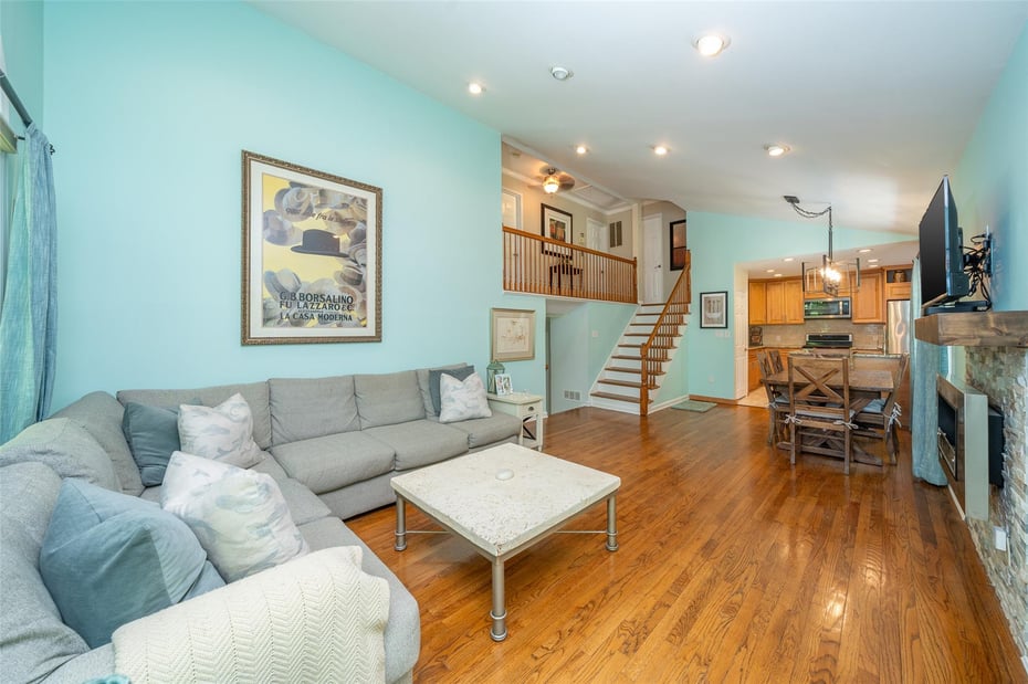 20 Knowlton Avenue Photo 6