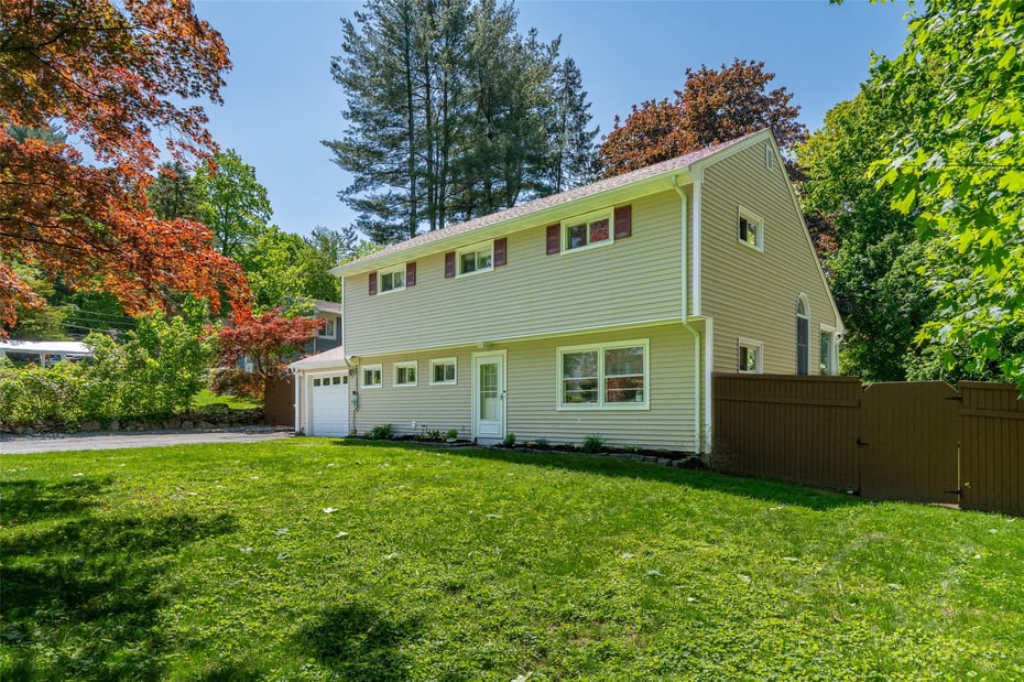 20 Knowlton Avenue Photo 1