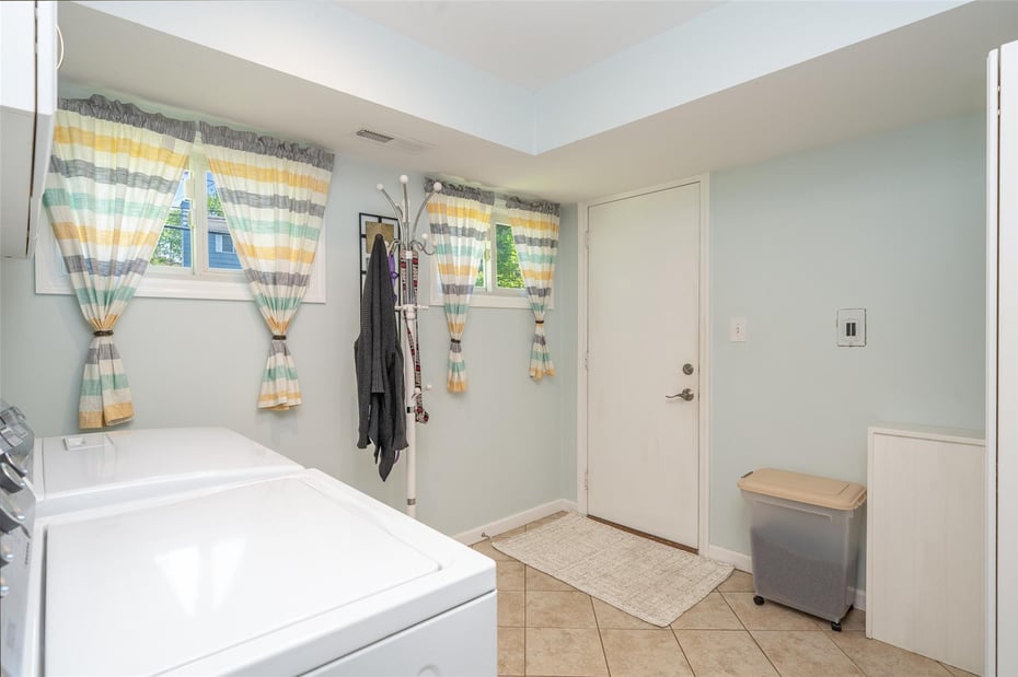 20 Knowlton Avenue Photo 21