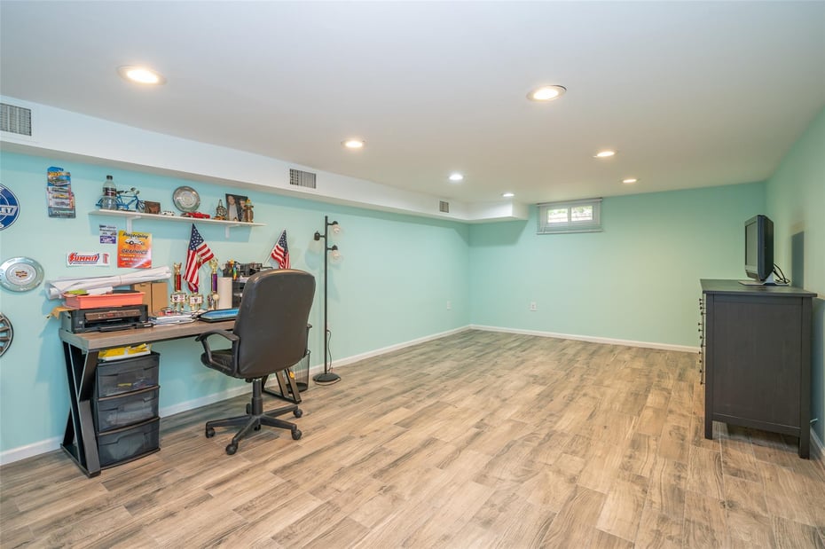 20 Knowlton Avenue Photo 24