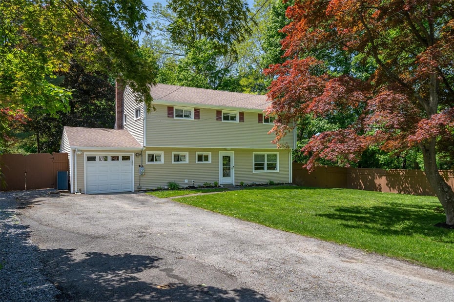 20 Knowlton Avenue Photo 2